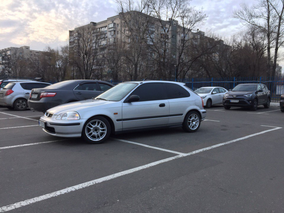 Сівік затримається. 3