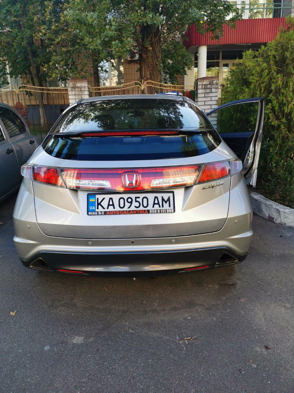 Покупка автомобіля Honda Civic 5D 8 покоління 3