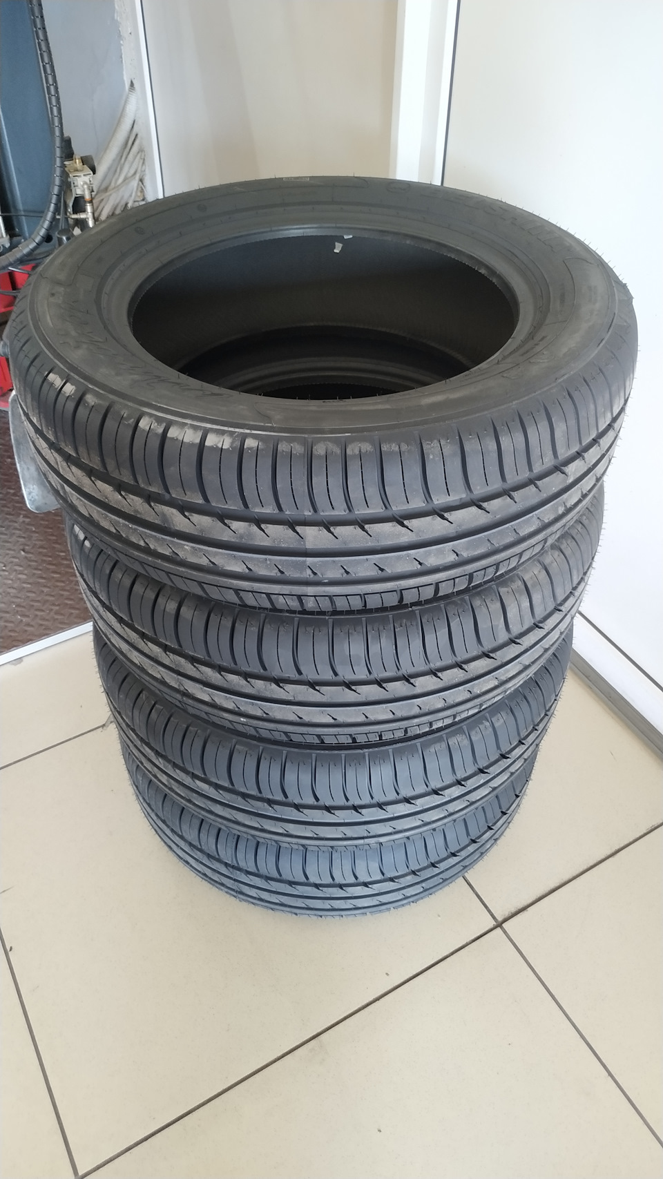 205/60 R16 2