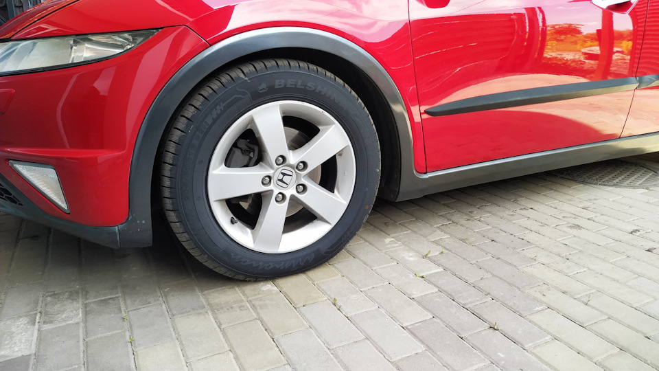 205/60 R16 4