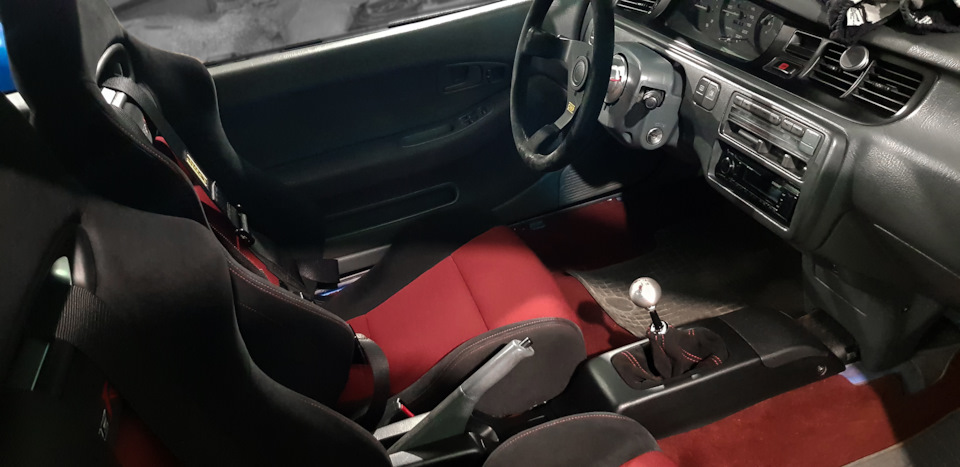 Сидіння civic VIII type-r 3