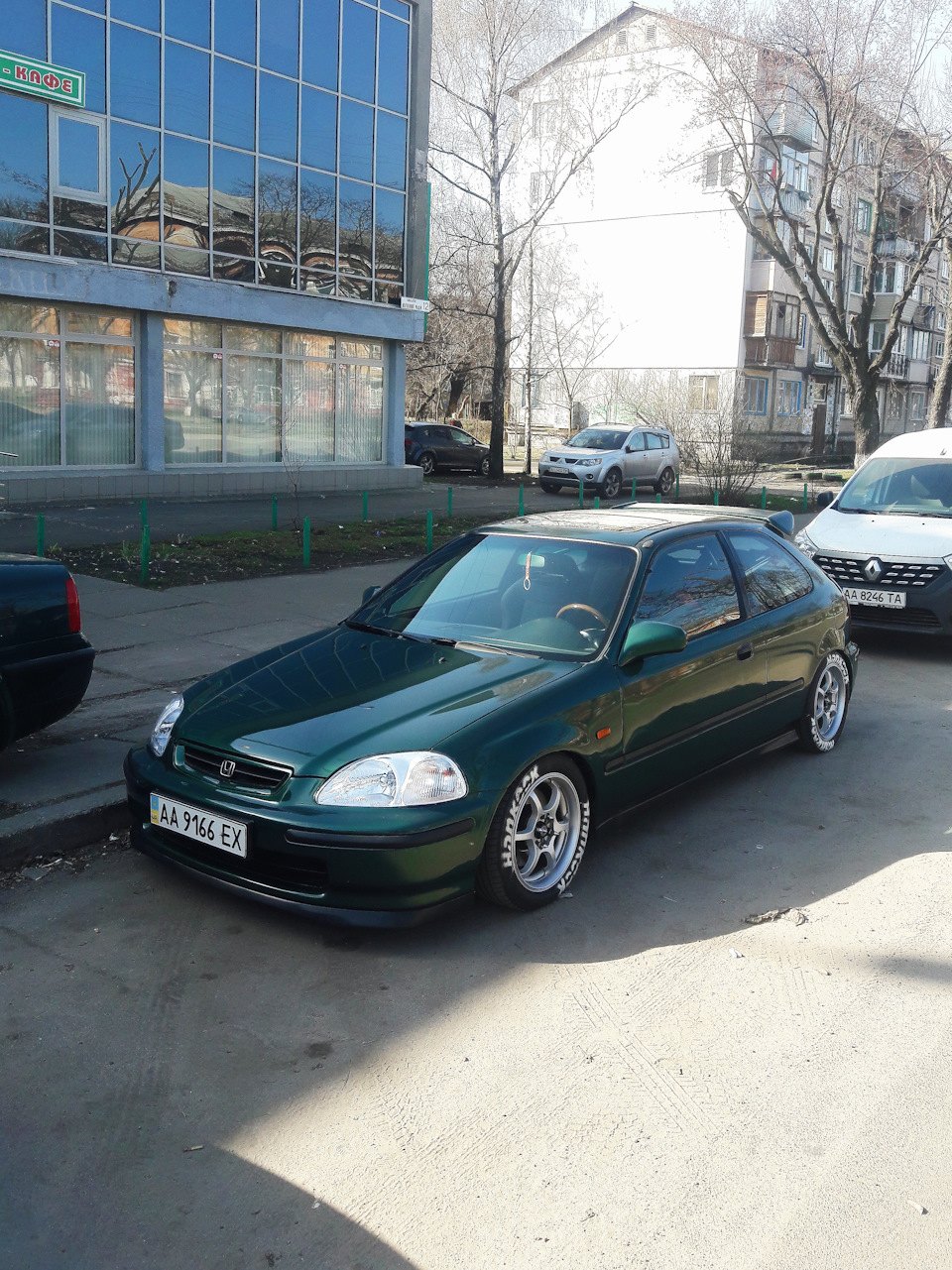 Початок літнього сезону 1
