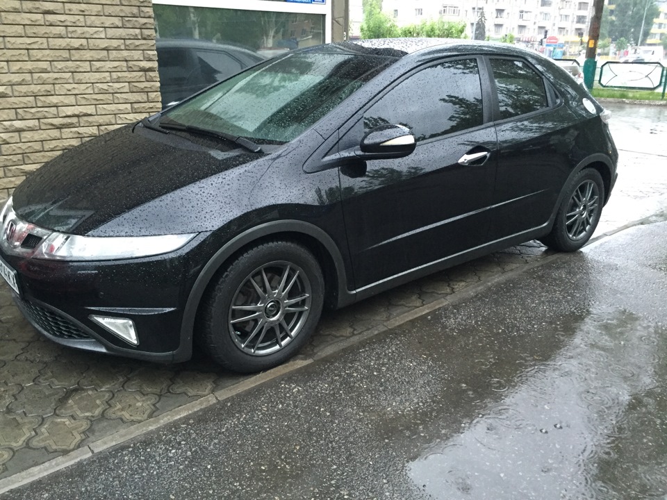 Помил авто а також замінив свічки, фільтр 1