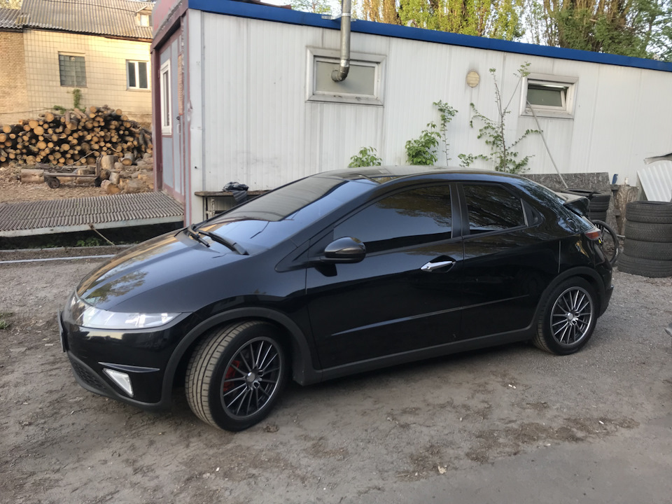 Спойлер на місці) 4