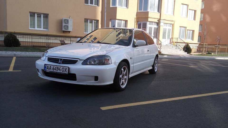 Продам Honda Civic 6 B18 + р/с Typer R + кпп S4C 4.4 LSD 3