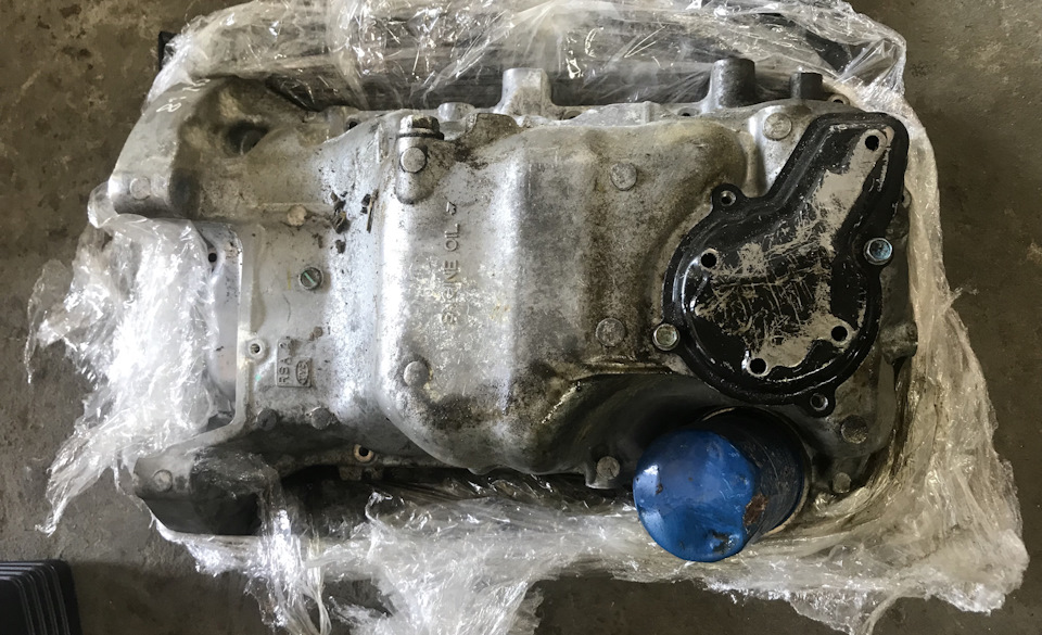 142 800 Заміна піддону, Заміна мастила 4
