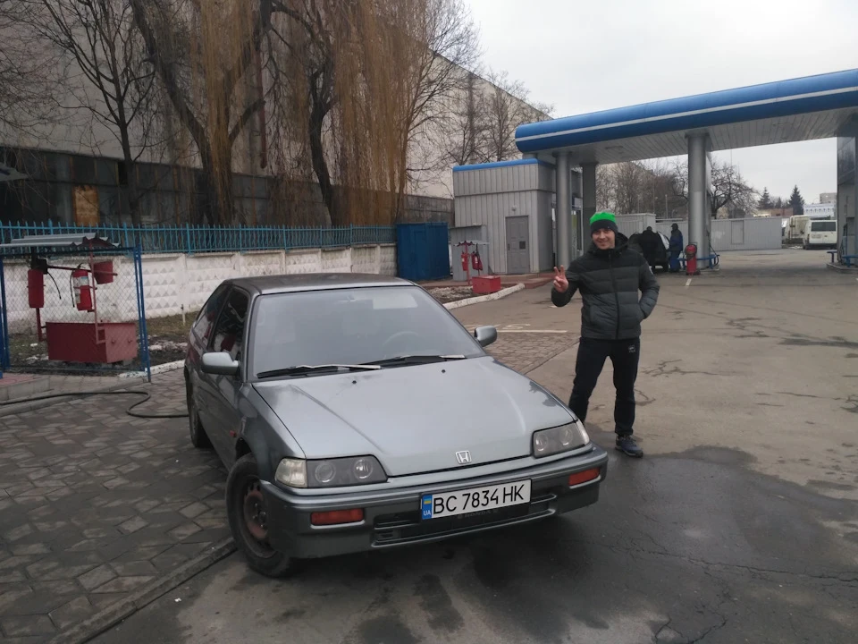 Забув сказати, машина продана)