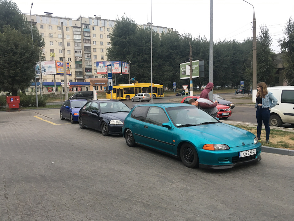 Схід honda civic CLUB CV 3