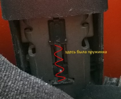 контакти на клямці ременя безпеки. 2