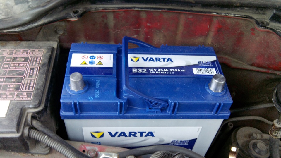 новий акумулятор VARTA 1