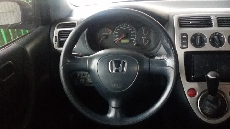 руль от VIII civic Type-R 2
