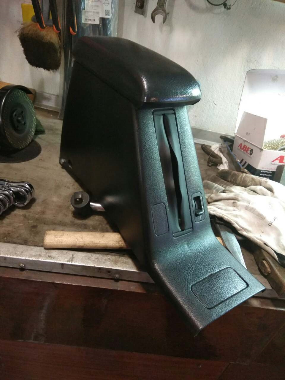 Підлокітник. 1
