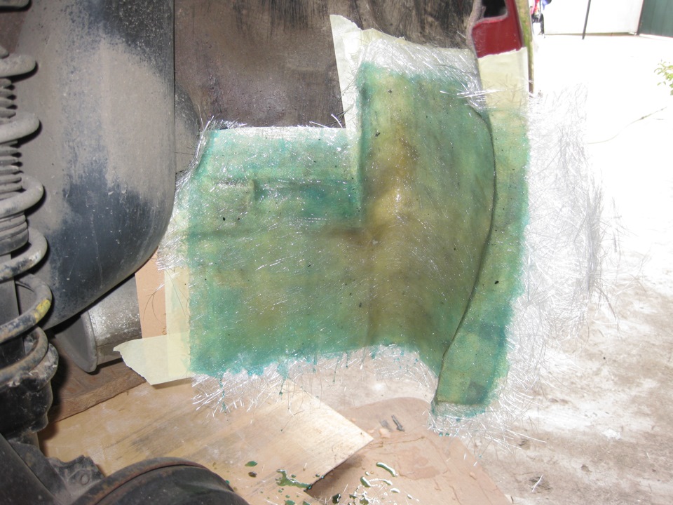 Продовжую робити пластикові накладки в нур арок. 4