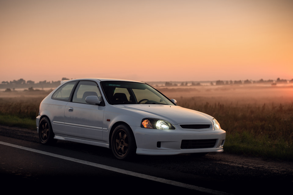 Естетика Civic 2