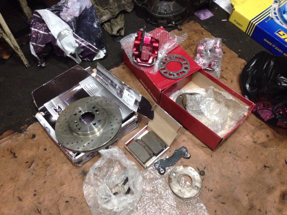 Установка Wilwood Dynalite 4 pistons brakes 4