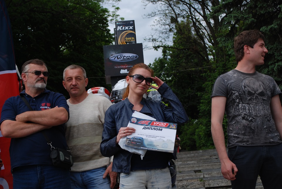 Авто виставка та підготовка до Дня Європи 2