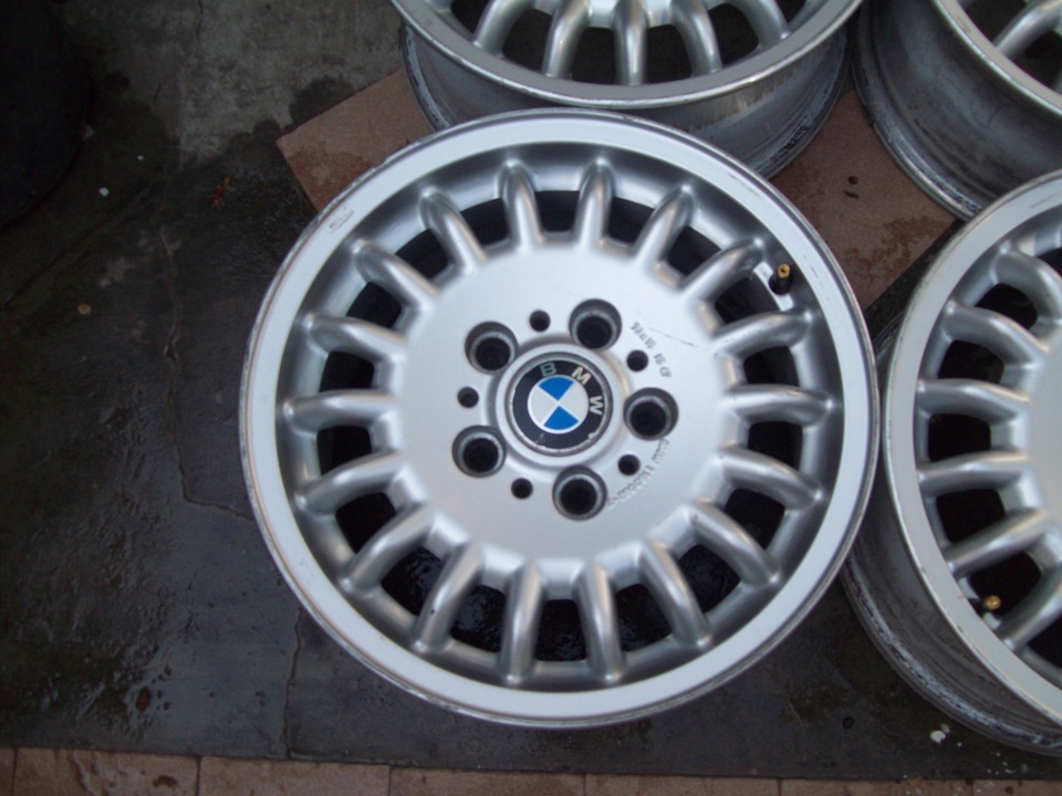 продам диски на БМВ 7JХ15 2