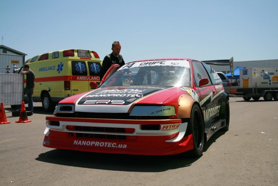 Два чемпіонати, два Honda Civic, два пілоти, одна команда 5