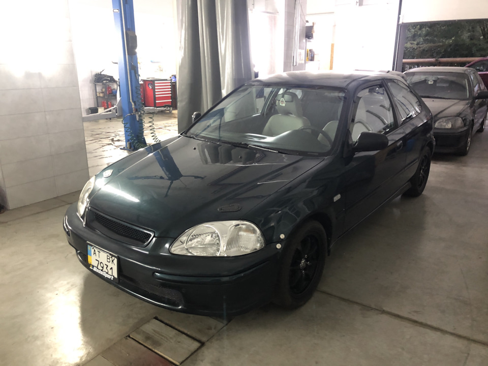 Civic продано, нехай живе Golf R 5