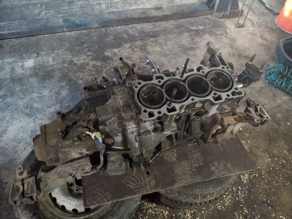 Розбірка та дефектування мотора B18C4 після сезону та кривої складання 5