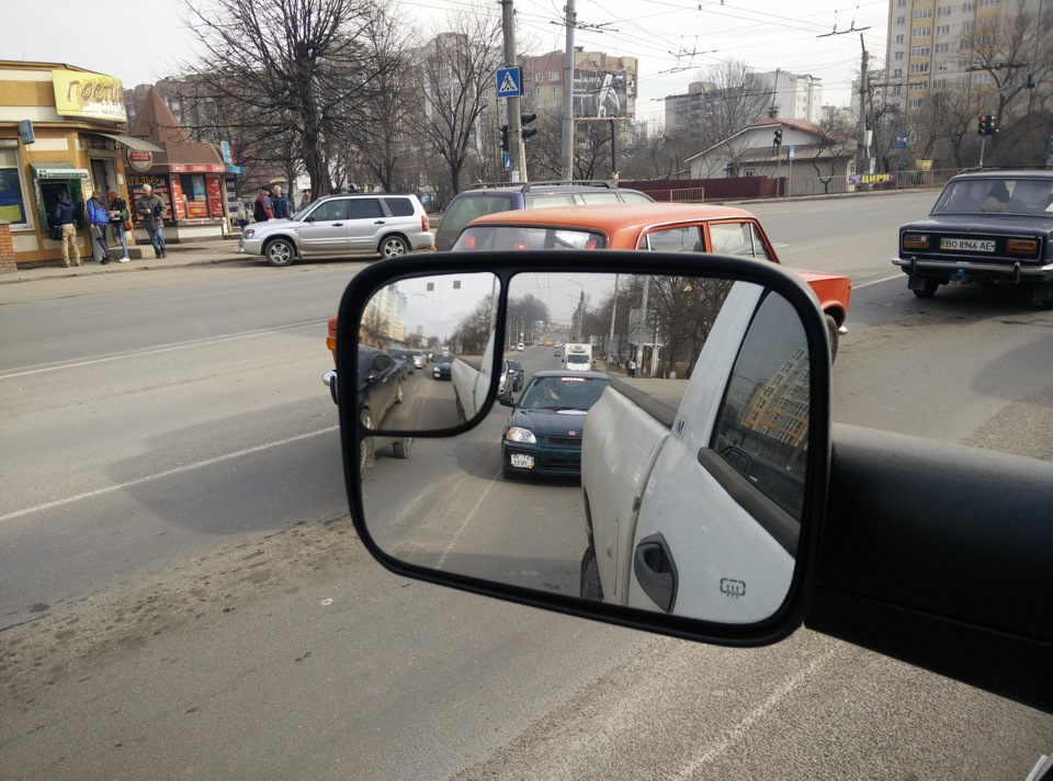 Стук-стук підкрався непомітно, хоч видно було здалеку 2