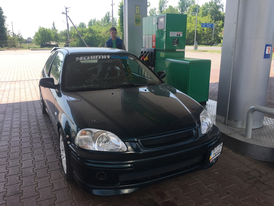 Встановив новий зібраний двигун B16A з ГБЦ B18C4 2