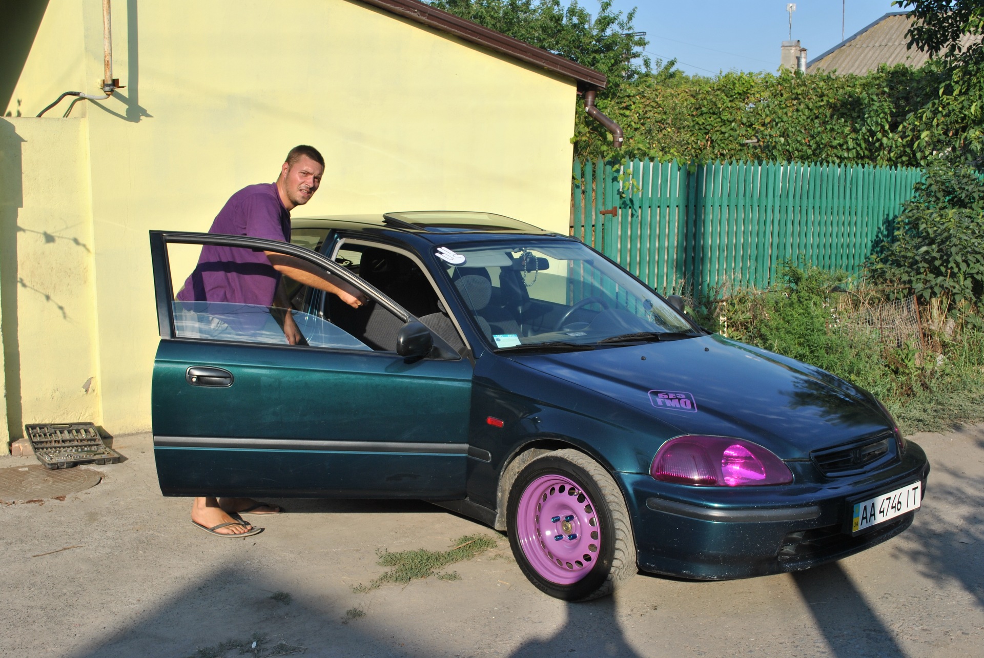 Зіпсована позаду... 1