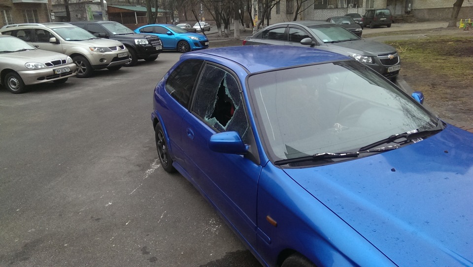 Сумний склопост 3