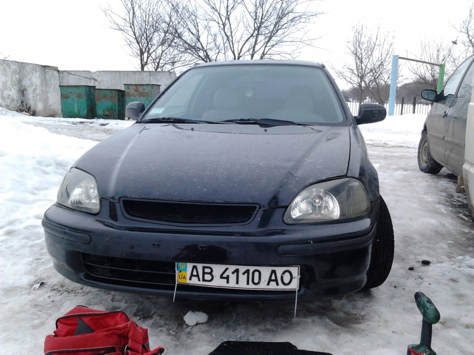 Грати type R, фари 3