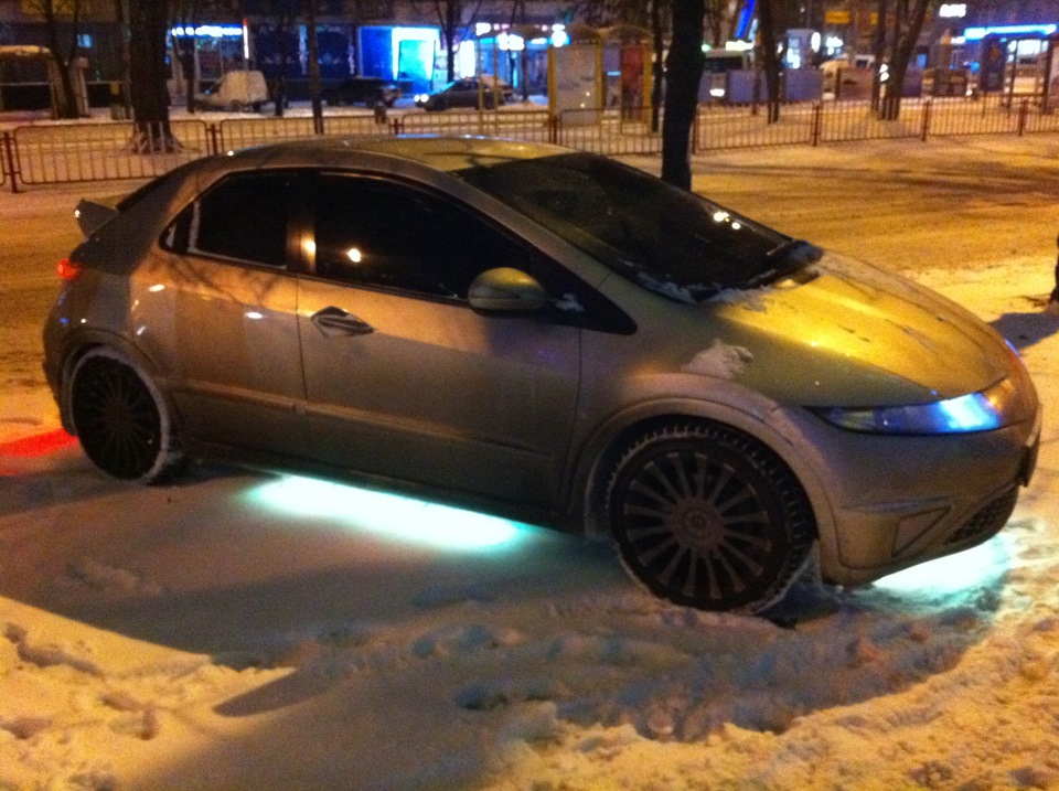 Підсвічування днища автомобіля 1