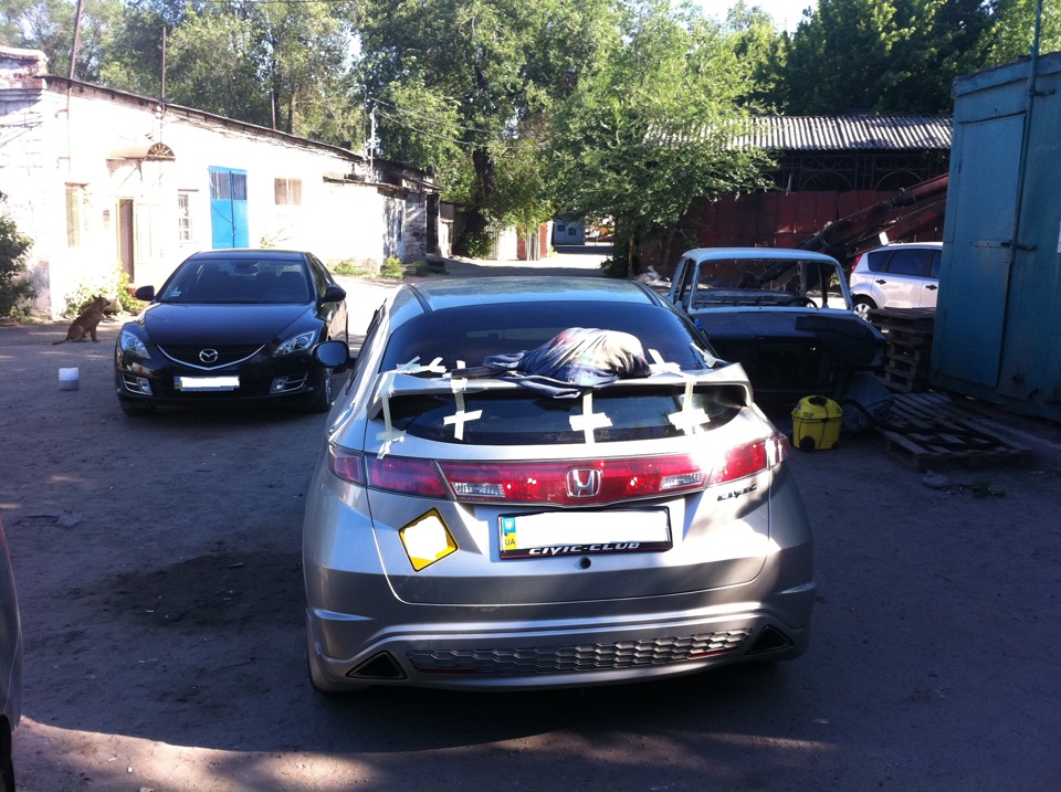 установка спойлера від Тайп R 2