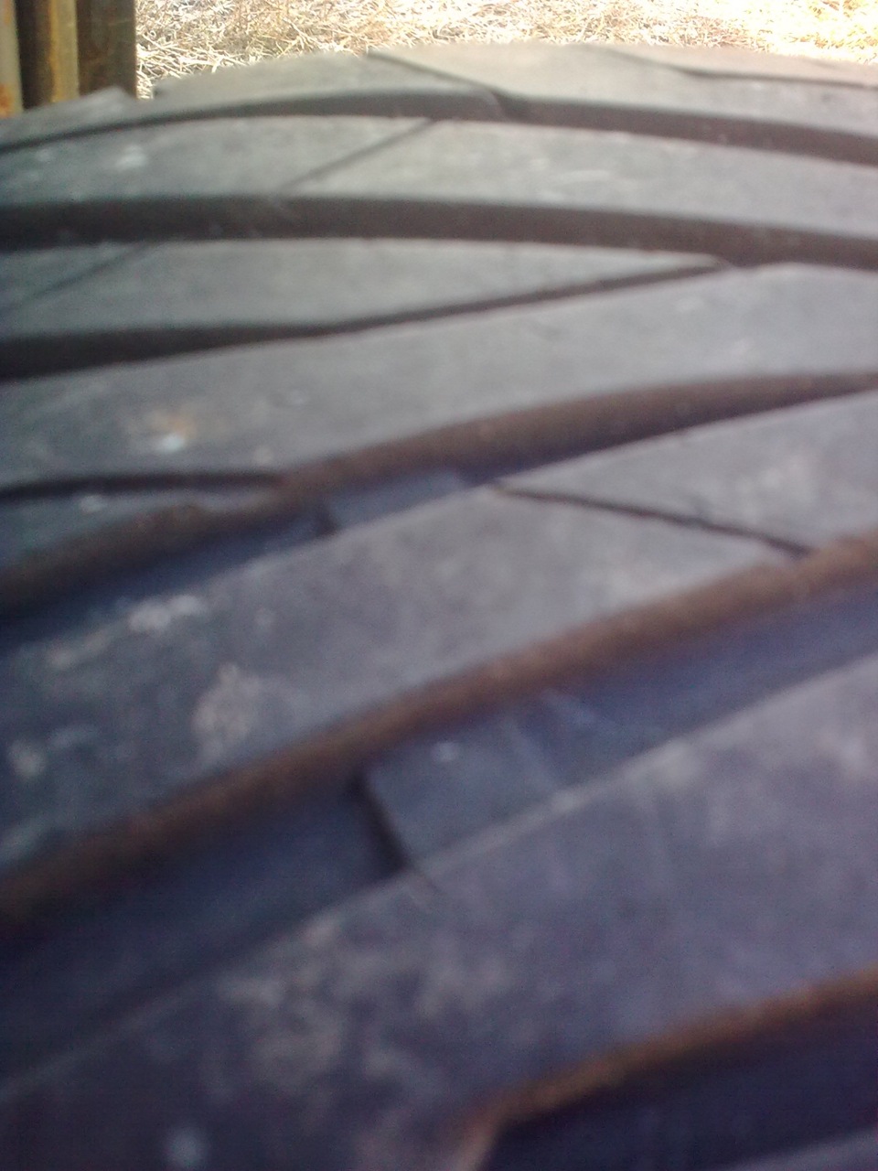 продам резю Maxxis MA-Z1 Victra 205/55 R16 2