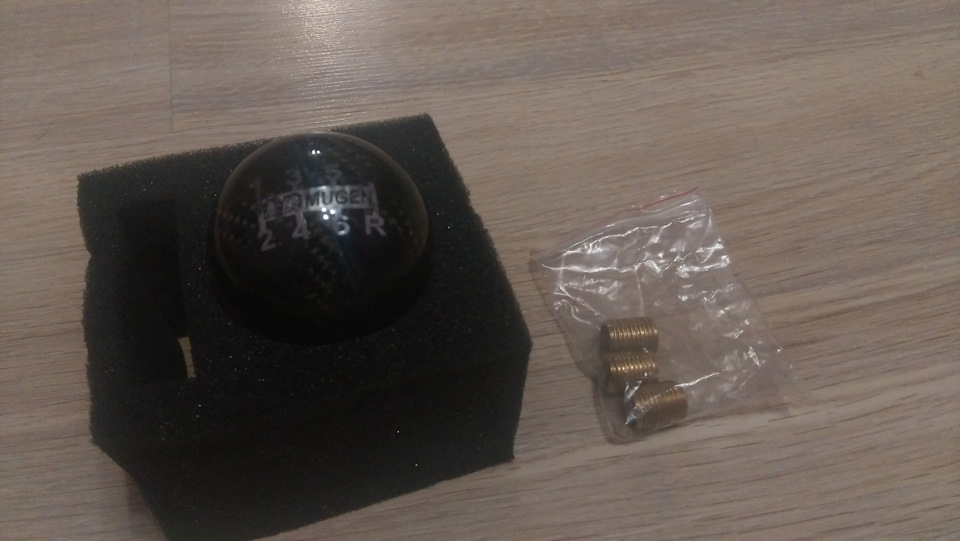 Ручка перемикання передач Mugen Carbon. 3