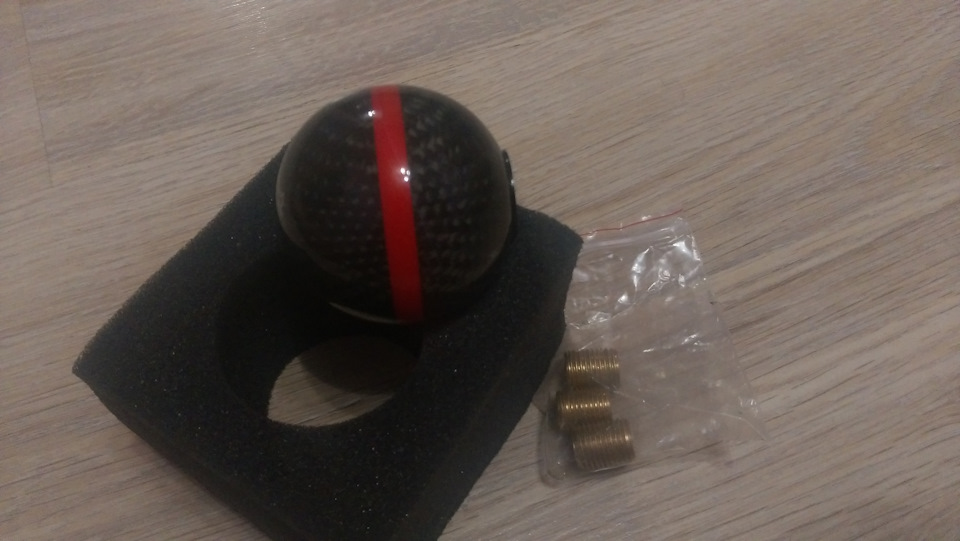Ручка перемикання передач Mugen Carbon. 2