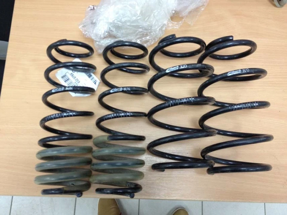 Продаю Пружини Eibach pro-kit та комплект сток підвіски! Машина не продається)