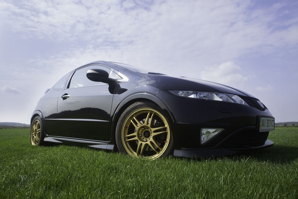 Продаю Type R. На цей раз остаточно. 2