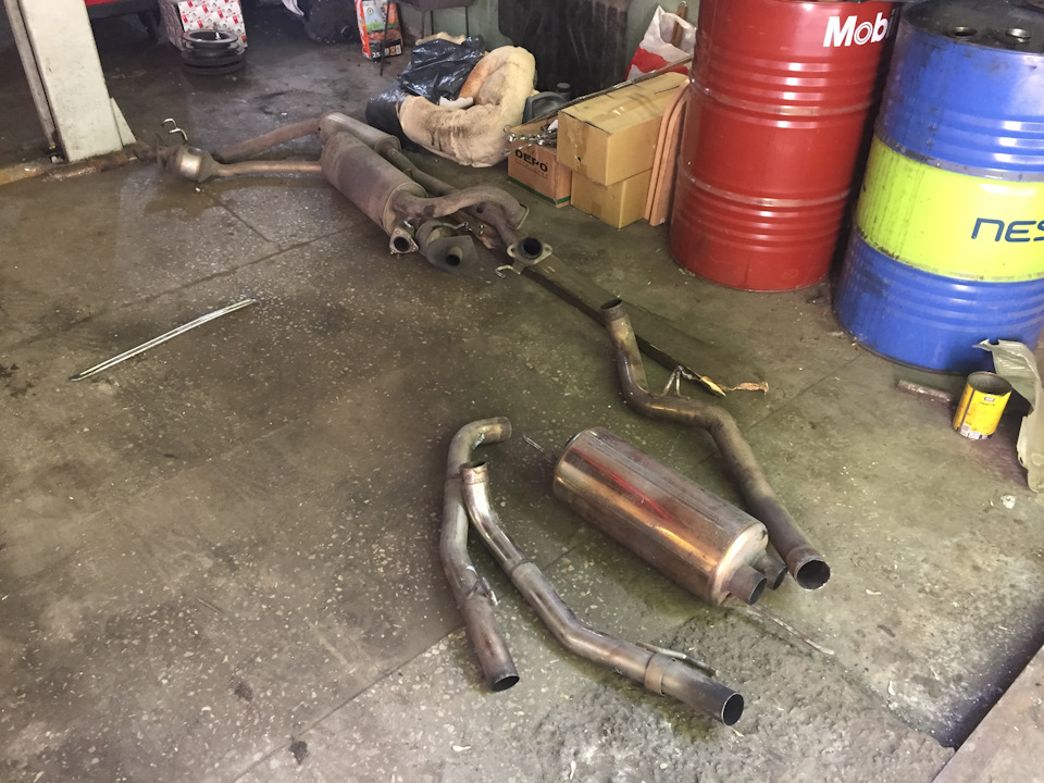 My VTEC Goes BWAAAAAHHH by Invidia 3