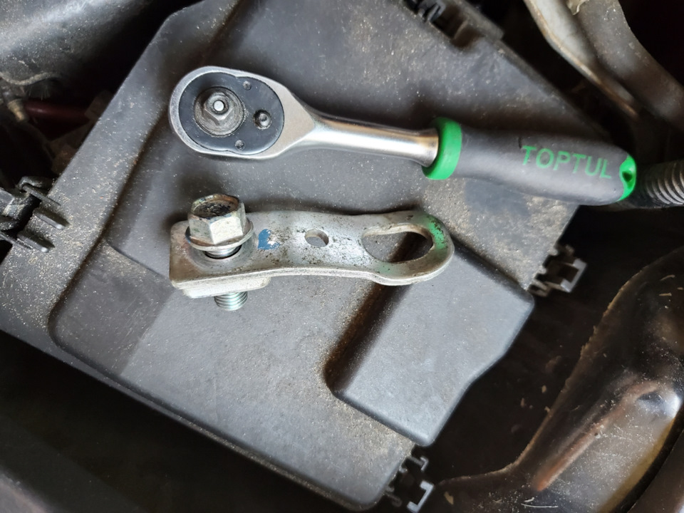 Нечітке увімкнення передач або сходи. 3