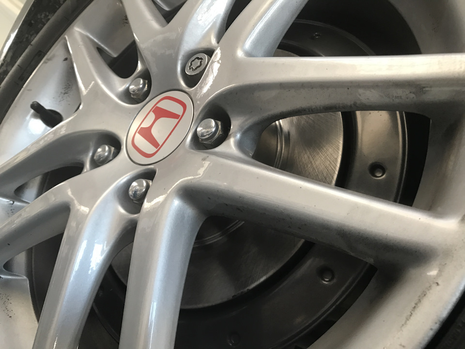 Заміна задніх гальмівних дисків та колодок на Ferodo ds2500 5