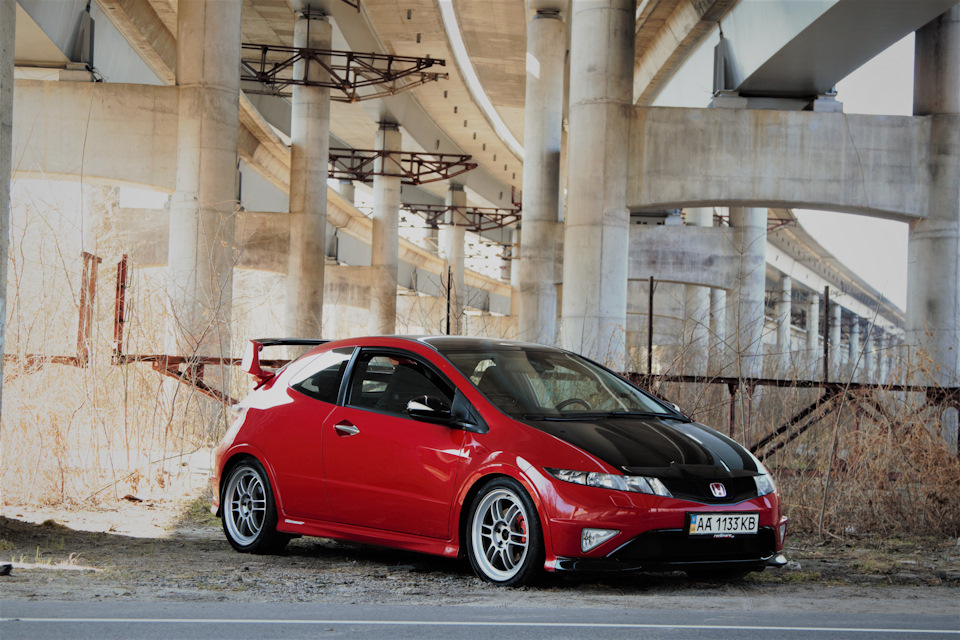 Фото Honda Civic TypeR FN2 1