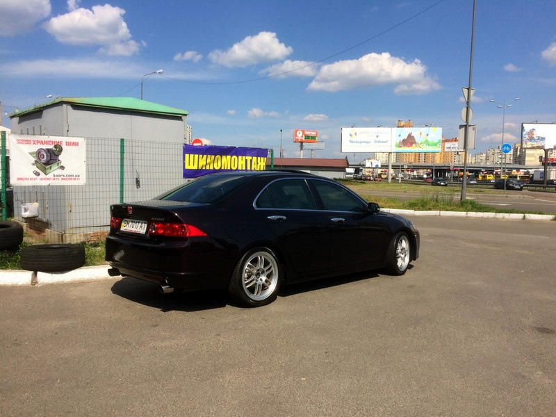 TypeR FN2 та легкі диски Enkei RPF1 R18 7.5J ET48 5