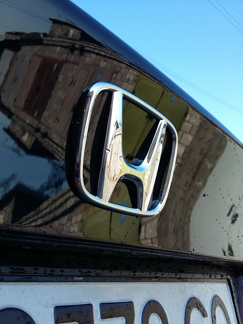Установка нового заднего шильдика Honda 3