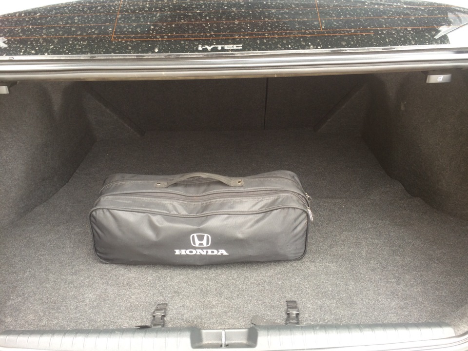Фірмова сумка Honda 2