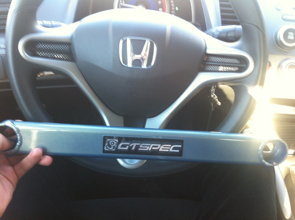 Нижня розпірка задніх важелів GT Spec Civic FD 2