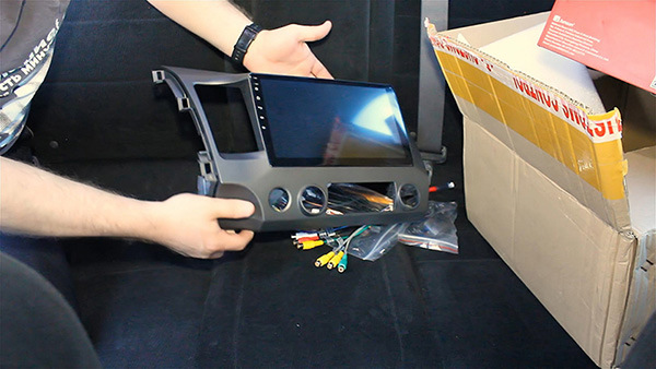 Головний пристрій 10 Junsun 2G + 32G Android для Honda Civic 4D: Розпакування та встановлення 1