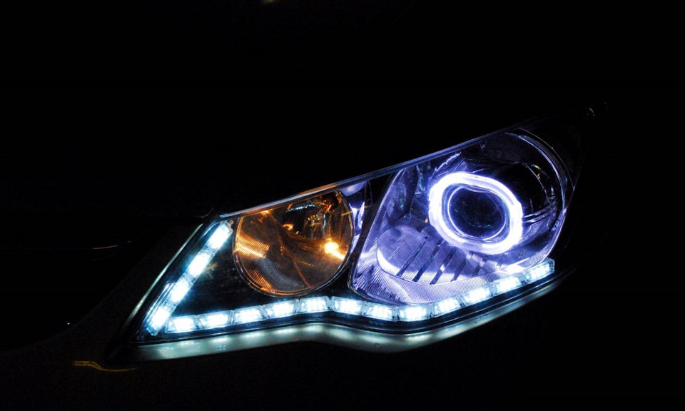 Апгрейд штатних фар Civic 4d: лінзи, біксенон, дхо, полірування 3