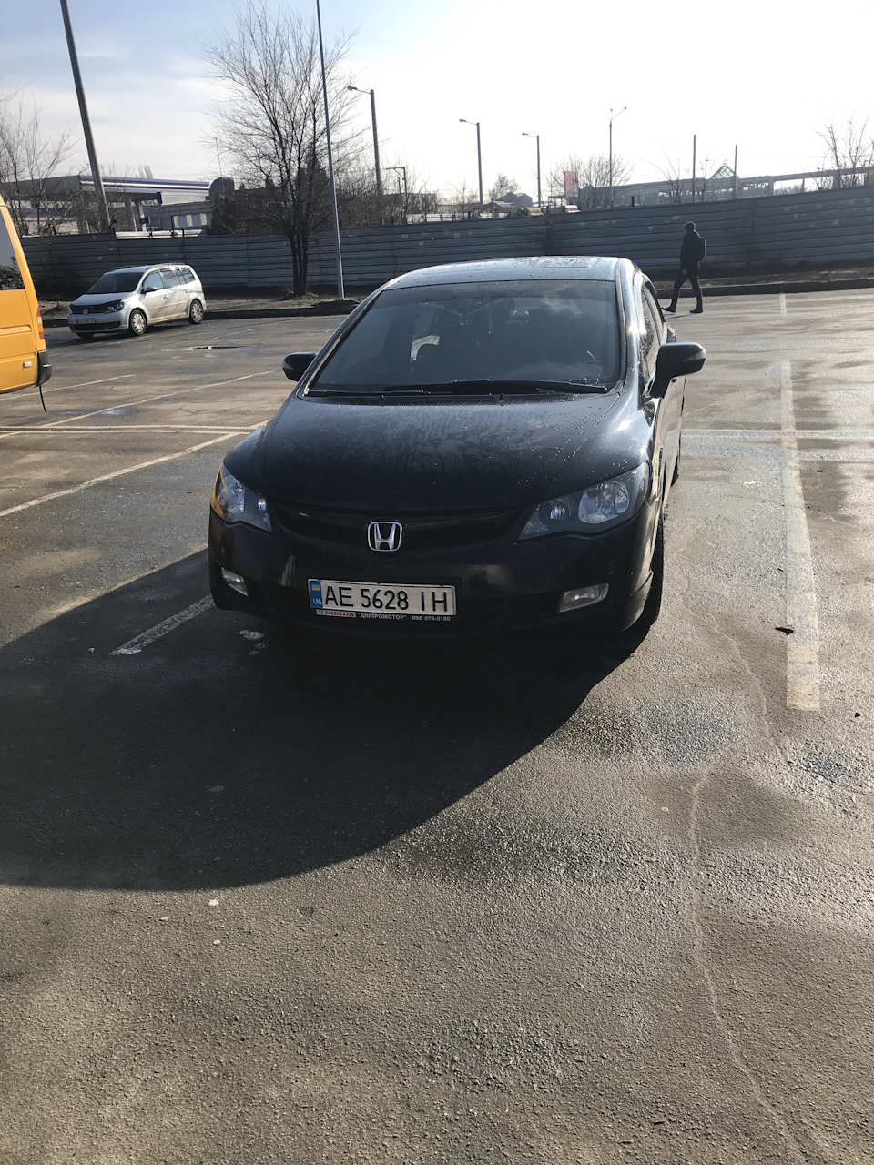 Трохи обслуги, нічого важливого тут немає;) 1