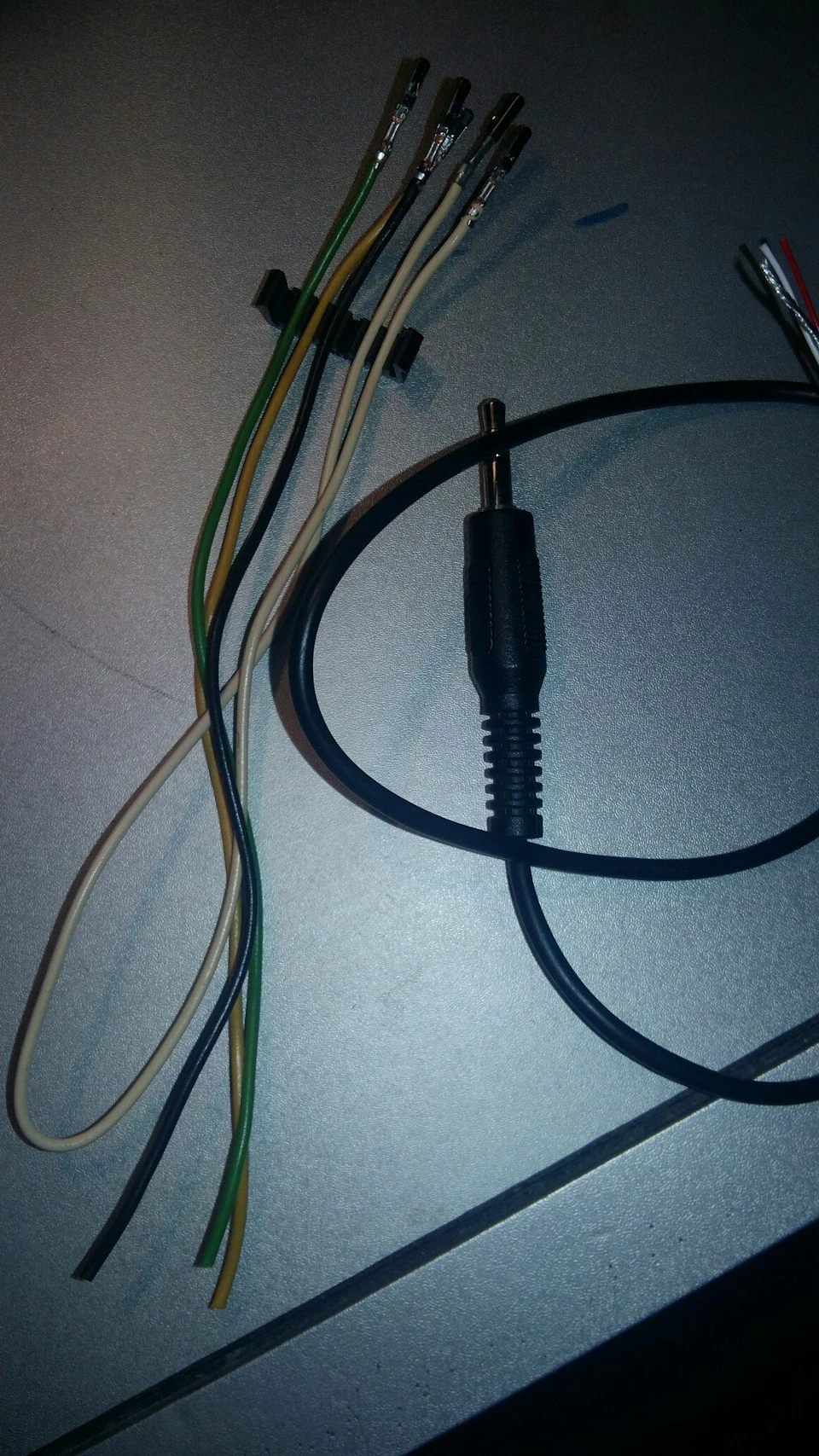 AUX to jack 3.5 у штатну магнітолу без зняття