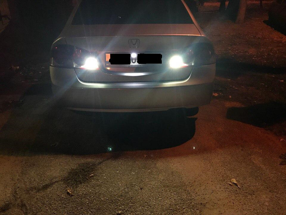 Встановлення LED ламп у задній хід 4