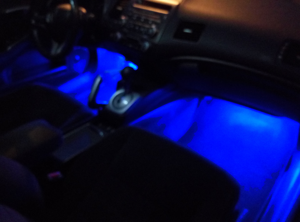 Підсвічування зони ніг, багажника civic 4d 2
